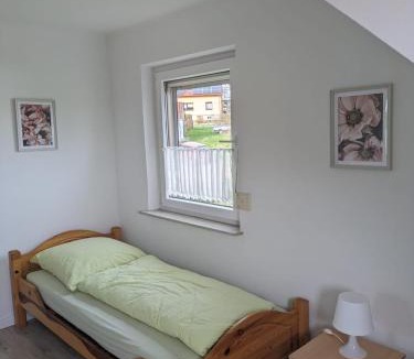 Neunkirchen Apartment | Ferienwohnung Haus Ella