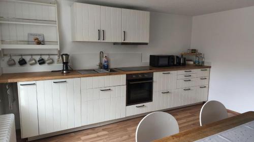 Hilchenbach Apartment | Ferienwohnung Heidfellersch