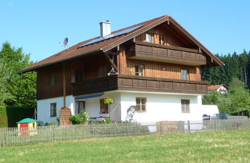 Bad Aibling Apartment | Ferienwohnung Holzmaier