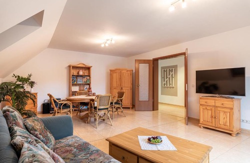 Oberhavel Apartment | Ferienwohnung im grünen Mühlenbeck-nahe Berlin
