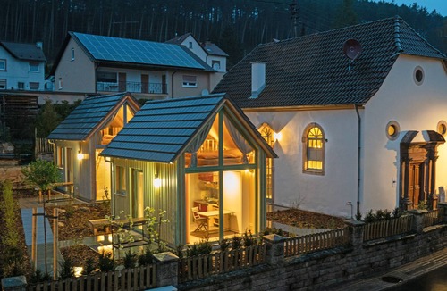 Altleiningen House | Ferienwohnung in Einer Denkmalgeschützten Kirche