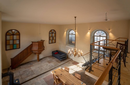 Altleiningen House | Ferienwohnung in Einer Denkmalgeschützten Kirche