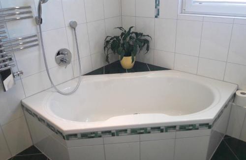 Markt Erlbach Apartment | Ferienwohnung INGRID