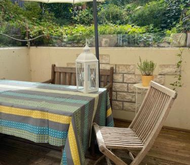 Greifenberg Apartment | Ferienwohnung Jardin im Kunsthaus