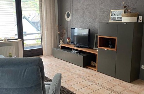 Bremm Apartment | Ferienwohnung Laura