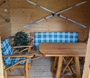 Eschbach Apartment | Ferienwohnung Madenburgblick