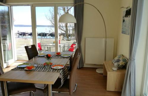 Plau am See Apartment | Ferienwohnung Maisonette Abendrot am Plauer See