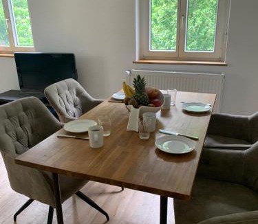 Wankheim Apartment | Ferienwohnung mit 2 Schlafzimmer, Reutlingen