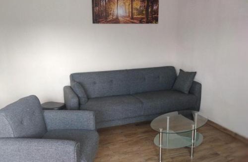 Ahorn Apartment | Ferienwohnung mit eigener Terrasse zwischen Taubertal, Odenwald und Bauland