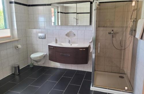 Milmersdorf Apartment | Ferienwohnung mit Garten - 10 Minuten von Templin