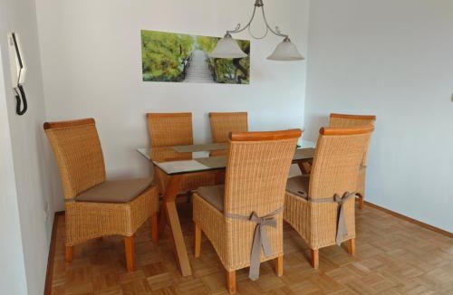 Hirschaid Apartment | Ferienwohnung mit Kanalblick