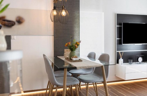 Unterlenningen Apartment | Ferienwohnung Mittenglück