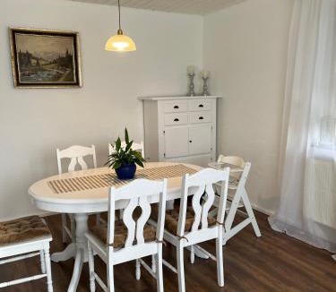 Laugna Apartment | Ferienwohnung Modelshauser Mühle