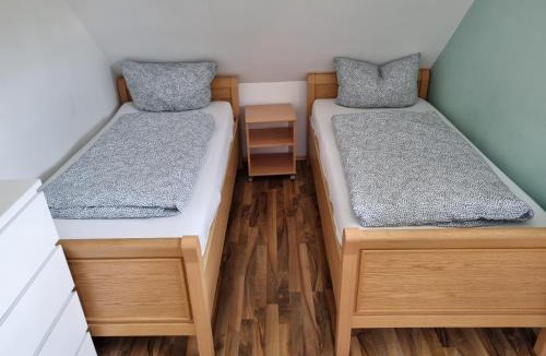 Ahnatal-Weimar Apartment | Ferienwohnung/Monteurwohnung Alte Scheune bei Kassel