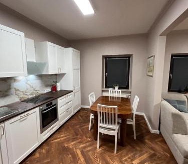 Idar-Oberstein Apartment | Ferienwohnung Oberstei Im Zentrum