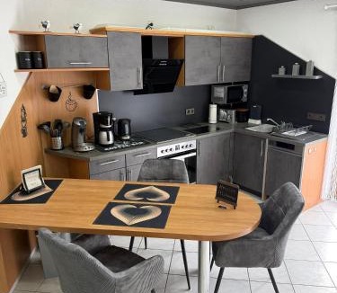 Bremm Apartment | Ferienwohnung Pellenz