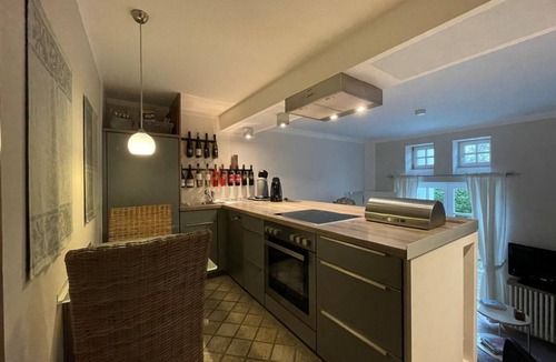 Oberotterbach Apartment | Ferienwohnung pfa[e]lzerleben - apartment/flat, shower and bath, WC,