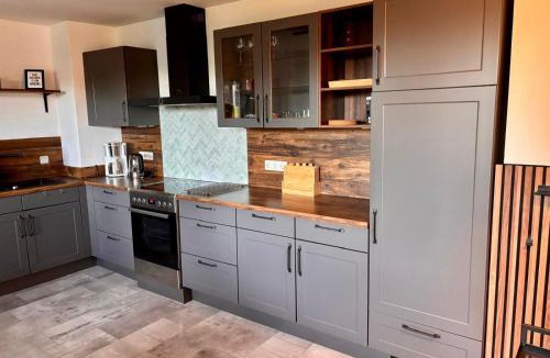 Edesheim Apartment | Ferienwohnung Rosengarten