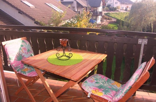Ehlscheid Apartment | Ferienwohnung Runkel - Appartement/fewo, Dusche und Bad, WC, Balkon