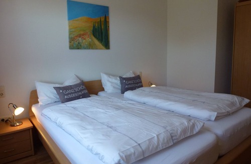 Goldhausen House | Ferienwohnung Sauerlandblick