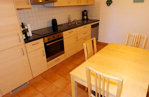 Loffingen Apartment | Ferienwohnung Scheune Erdgeschoß , 1 Wohn-/Schlafzimmer, max. 4 Personen