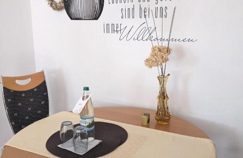 Hinterrod Apartment | Ferienwohnung Schlossblick