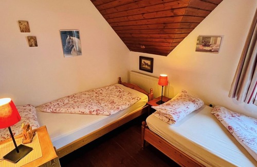 Utzerath House | Ferienwohnung Spatzennest - Landgut Pfauenhof