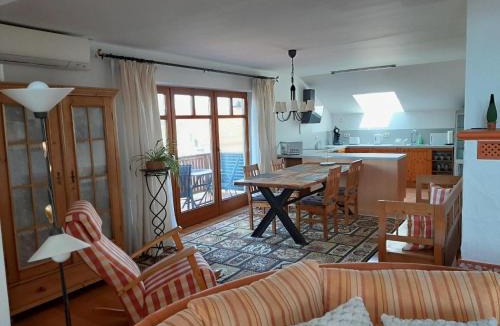 Loifling Apartment | Ferienwohnung Spittler