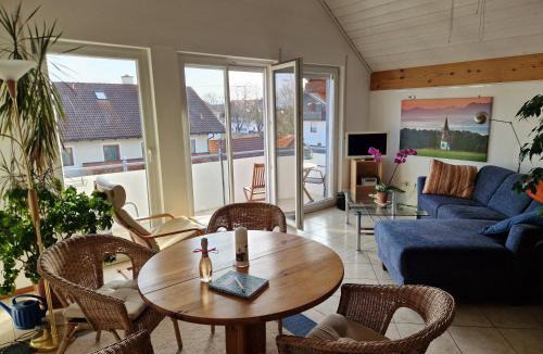Raisting Apartment | Ferienwohnung Storchenblick