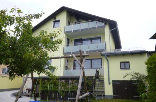 Schernfeld Apartment | Ferienwohnung Tanja