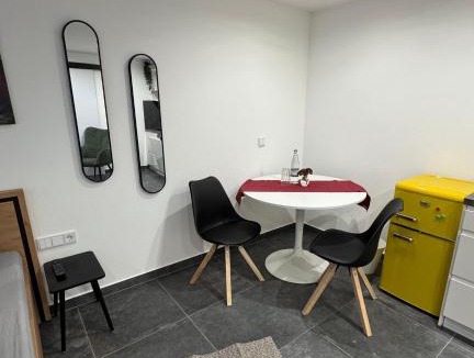 Momlingen Apartment | Ferienwohnung Tee - Time - Lodge und Kirsch - Kiste