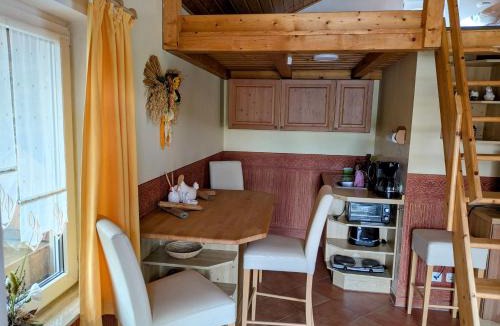 Hockendorf House | Ferienwohnung, Tiny House, Weißeritztäler, Wandern & Radfahren