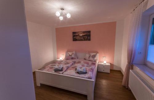 Rathmannsdorf Apartment | Ferienwohnung "Turmblick"