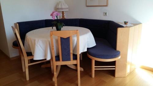 Molten Apartment | Ferienwohnung Valentin