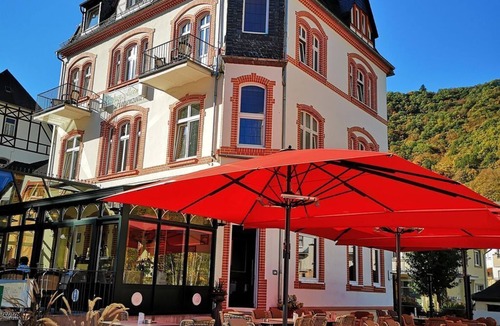 Bad Bertrich Apartment | Ferienwohnung Vier Jahreszeiten - Hotel Haus Hohenzollern/haus Ambiente