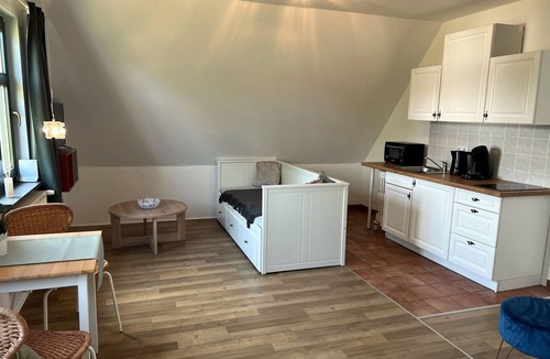 Dargun Apartment | Ferienwohnung Vilm Alte Schule Barlin Mecklenburg Pool