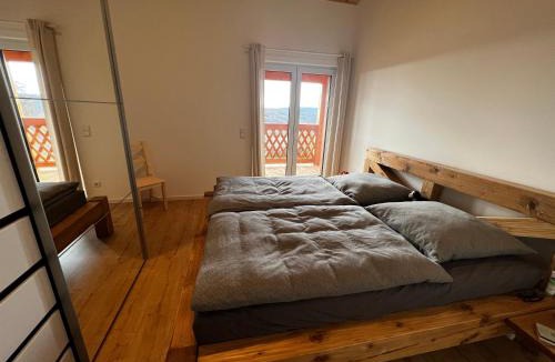 Sinzing Apartment | Ferienwohnung Waldblick