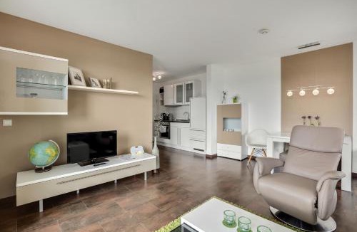 Hertingen Apartment | Ferienwohnung Weinfass - Auszeit zu Zweit mit Weitblick ins Grüne