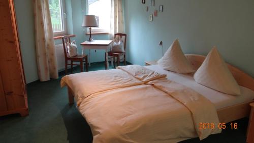 Rudolphstein Apartment | Ferienwohnung Weitermann