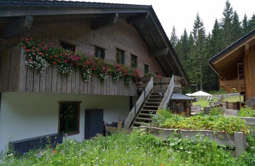 Masserberg Apartment | Ferienwohnung Werraquell Hütte