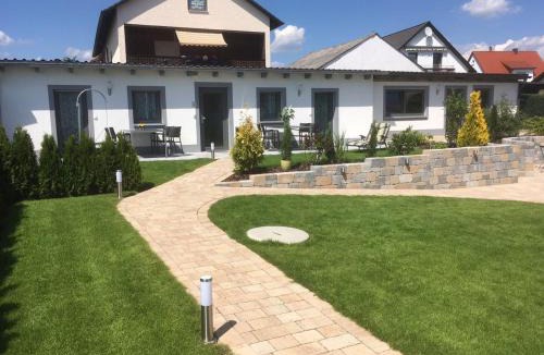 Wackersdorf Apartment | Ferienwohnungen Reiger - WA320