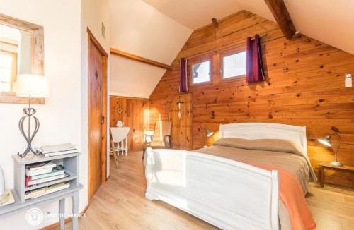 Fleury-la-Foret Bed & Breakfast | Ferme de la Cacheterie,