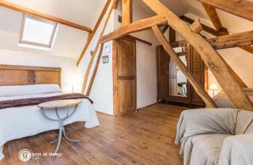 Fleury-la-Foret Bed & Breakfast | Ferme de la Cacheterie,