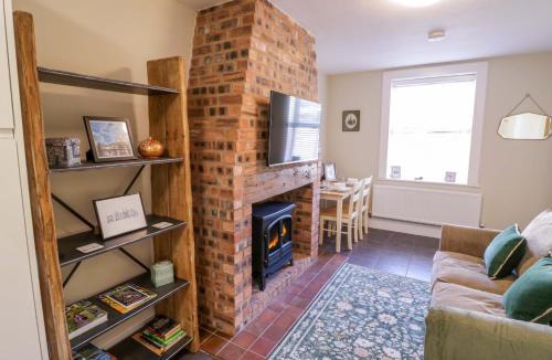 Lichfield House | Fern Cottage