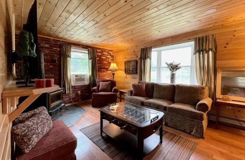 Fishs Eddy House | Fern Hollow Home
