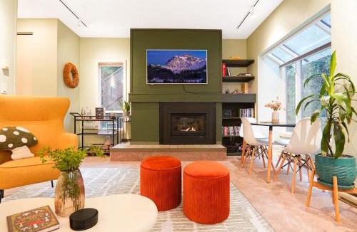 Glacier House | Fern Nook