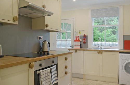 Dunfermline House | Fernwoodlea