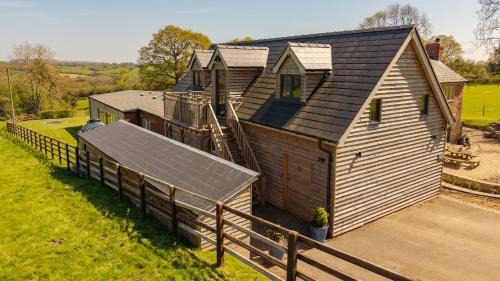Little Cowarne House | Ferny Retreat
