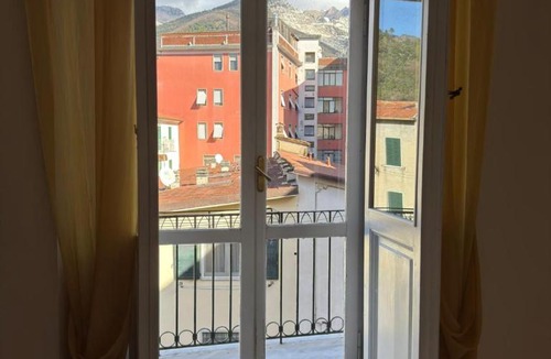 Carrara Apartment | Ferrando Apartments Camillo's House