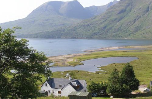 Achnasheen House | Ferroch the place with an amazing view!
